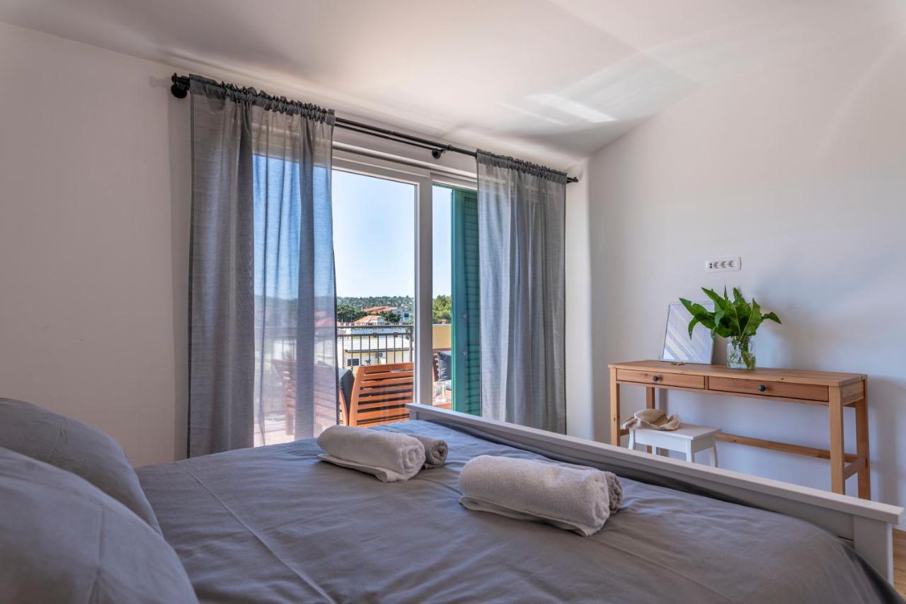 Charming Tale Apartments Modun19 Pirovac Luaran gambar