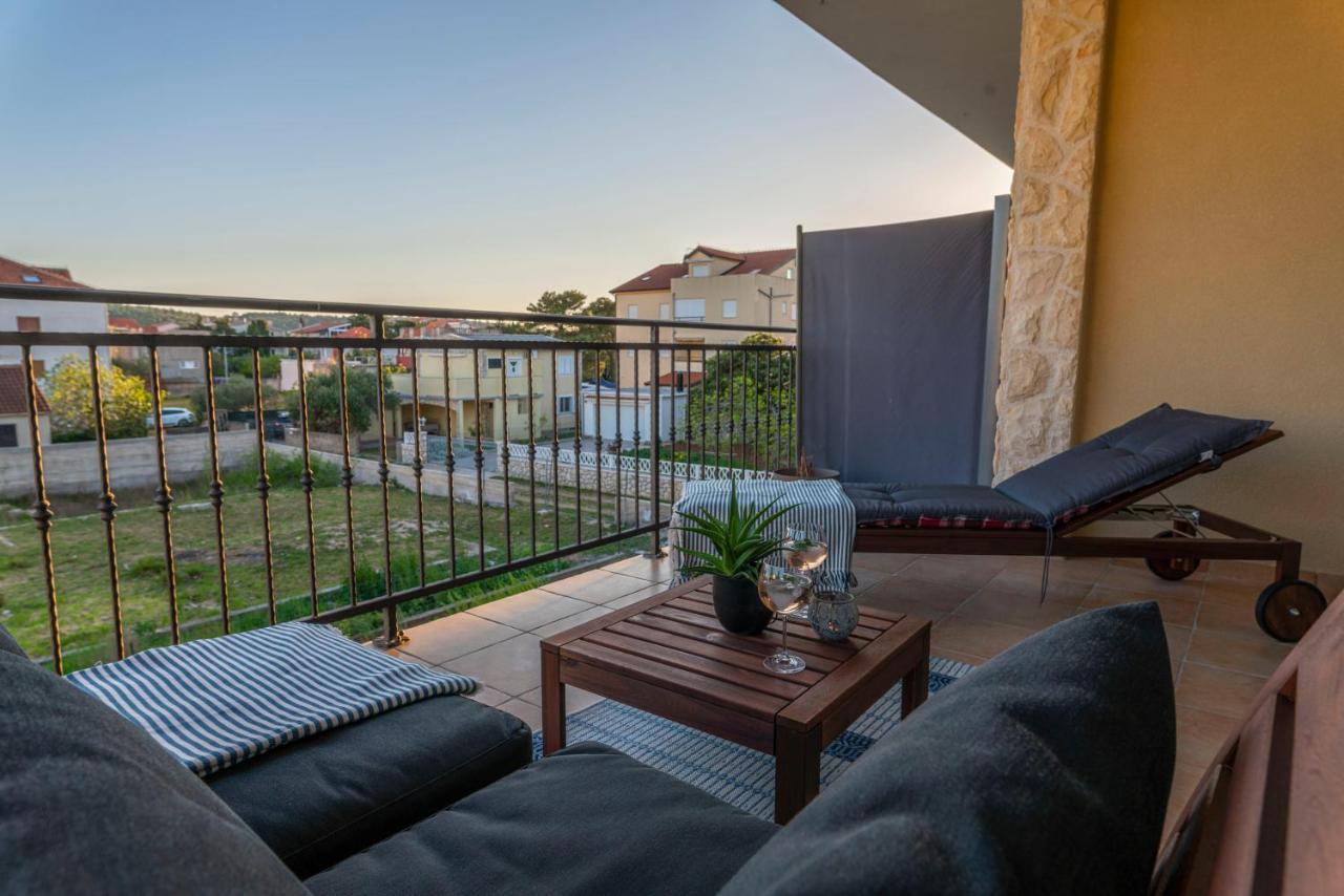 Charming Tale Apartments Modun19 Pirovac Luaran gambar